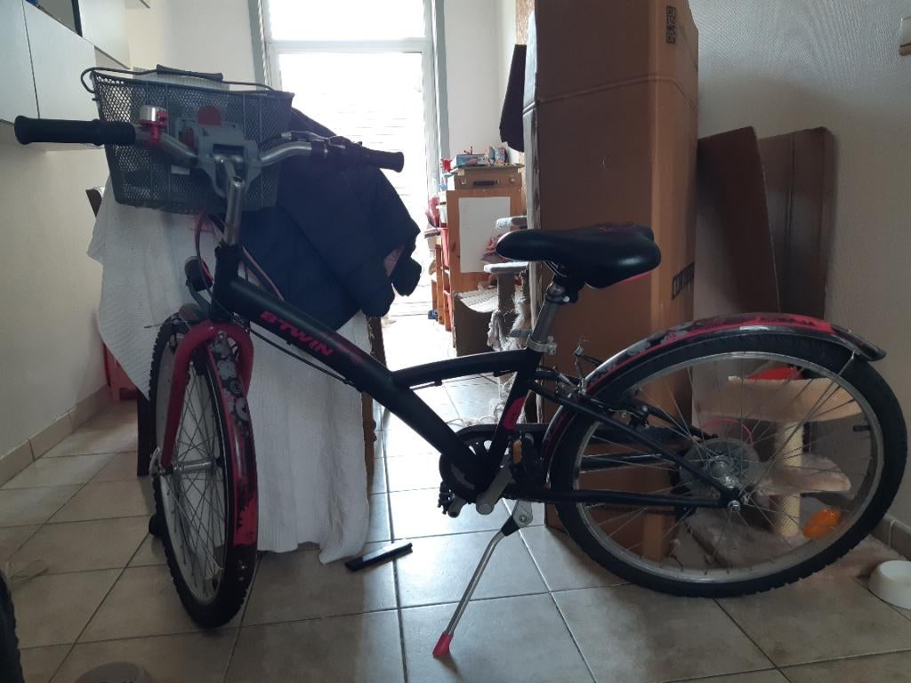 Meisjesfiets, Ophalen, 22 inch, Gebruikt, Velgrem