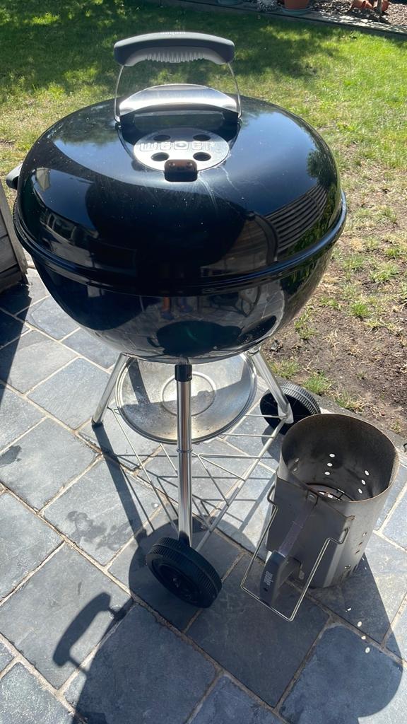 BBQ 1 maal gebruikt, Jardin & Terrasse, Barbecues au charbon de bois, Enlèvement, Comme neuf