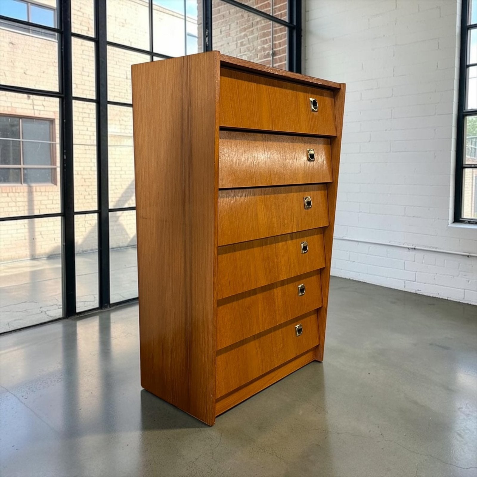 Vintage houten schoenenkast  / kleppenkast met chroom accent, Ophalen of Verzenden, Gebruikt