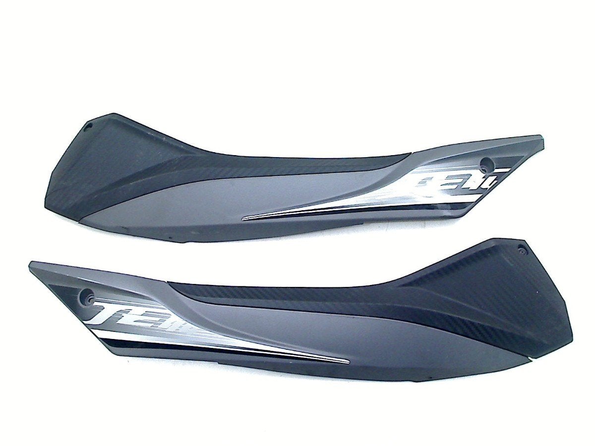 INFERIEUR CARENAGE Sym Jet 14 50i 4T E5 2021-2024, Vélos & Vélomoteurs, P.J. Troelstraweg 8 8
3144 CX  MAASSLUIS, NL, Info@cama-motorparts.nl