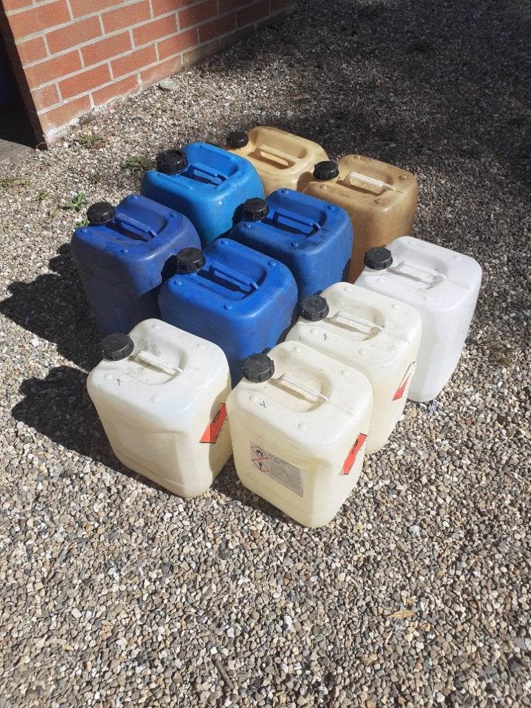 Gratis jerrycans, Divers, Enlèvement, Utilisé
