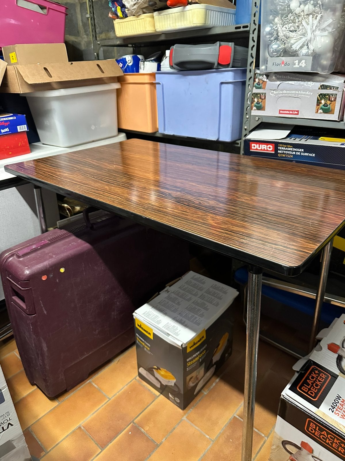 Tabke vintage de cuisine en formica brun pieds inox 1m/60cm, Maison & Meubles, Tables | Tables à manger, 100 à 150 cm, Vintage