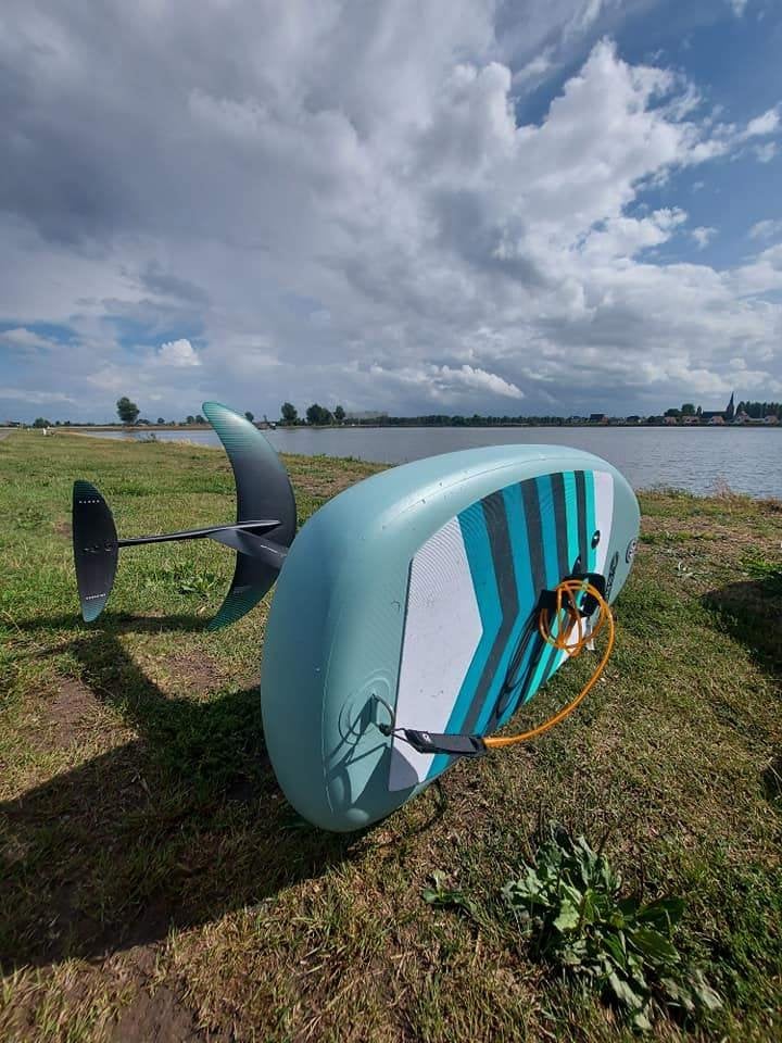 opblaasbaar wingfoilboard, Watersport en Boten, Suppen, Ophalen, Zo goed als nieuw