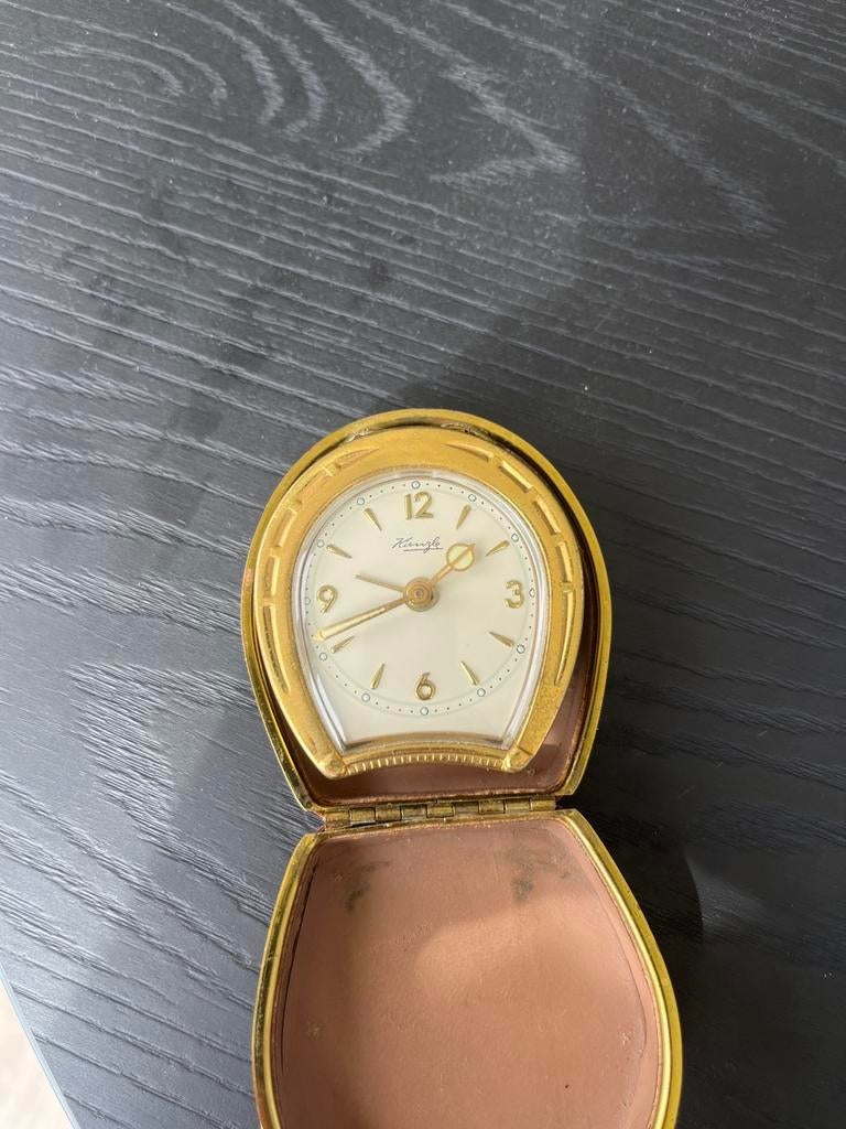 Reiswekkertje/horloge, Overige materialen, Zakhorloge, 1930 tot 1960, Ophalen