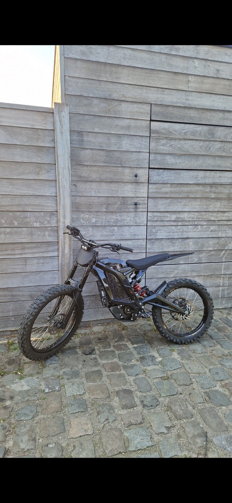 Surron lightbee full ebmx 72volt, Fietsen en Brommers, Elektrische fietsen, Zo goed als nieuw, Ophalen