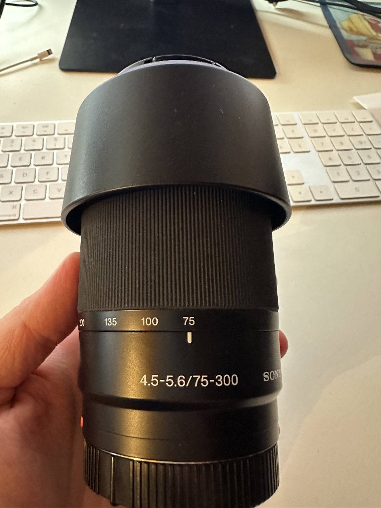 sony a mount lens 75 300, TV, Hi-fi & Vidéo, Photo | Lentilles & Objectifs, Téléobjectif, Autofocus, Sony, Enlèvement ou Envoi