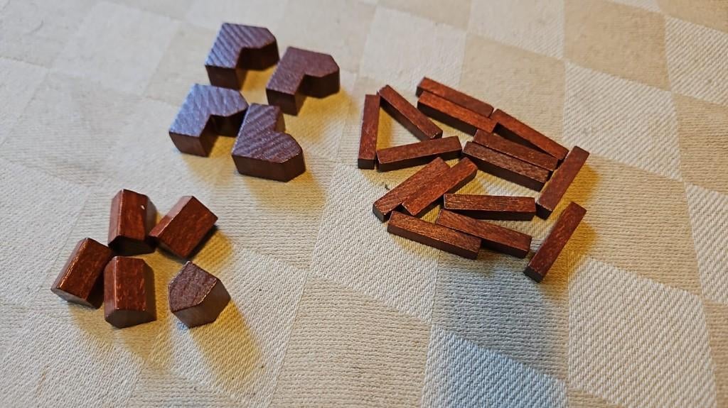 bordspel onderdelen Catan bruine set van 999 games, Hobby en Vrije tijd, Gezelschapsspellen | Bordspellen, Nieuw, Vijf spelers of meer