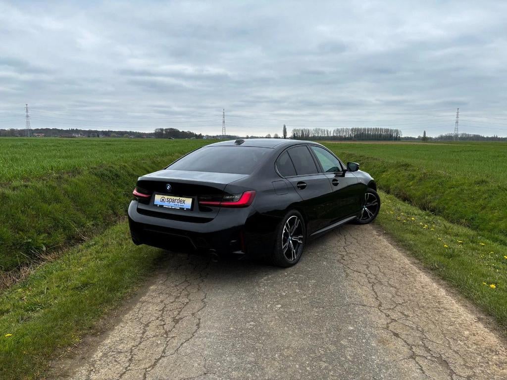 BMW 3-serie 330e | M-pack | Leasing (bj 2024, automaat), Auto's, Automaat, Euro 6, 34 g/km, Zwart