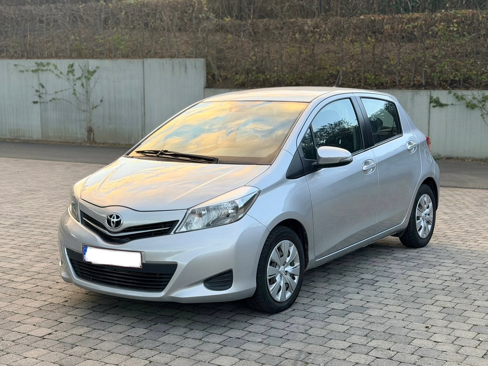 Toyota Yaris 1.4 D-GPS-Caméra-Clim-vitres électrique, Autos, Achat, Entreprise, Diesel, Yaris