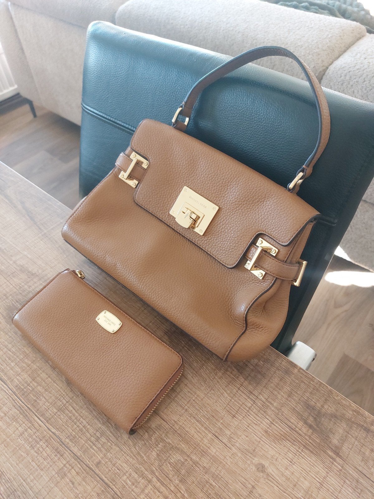 Micheal kors handtas&portemonee, Autres marques, Cuir, Enlèvement ou Envoi, Comme neuf