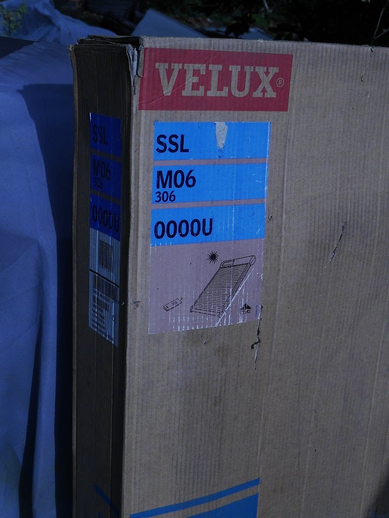 VELUX  Volet Roulant Solaire - SSL- 306 / M06 / MK06, Neuf, Gris, Enlèvement ou Envoi, Fonctionnement électrique