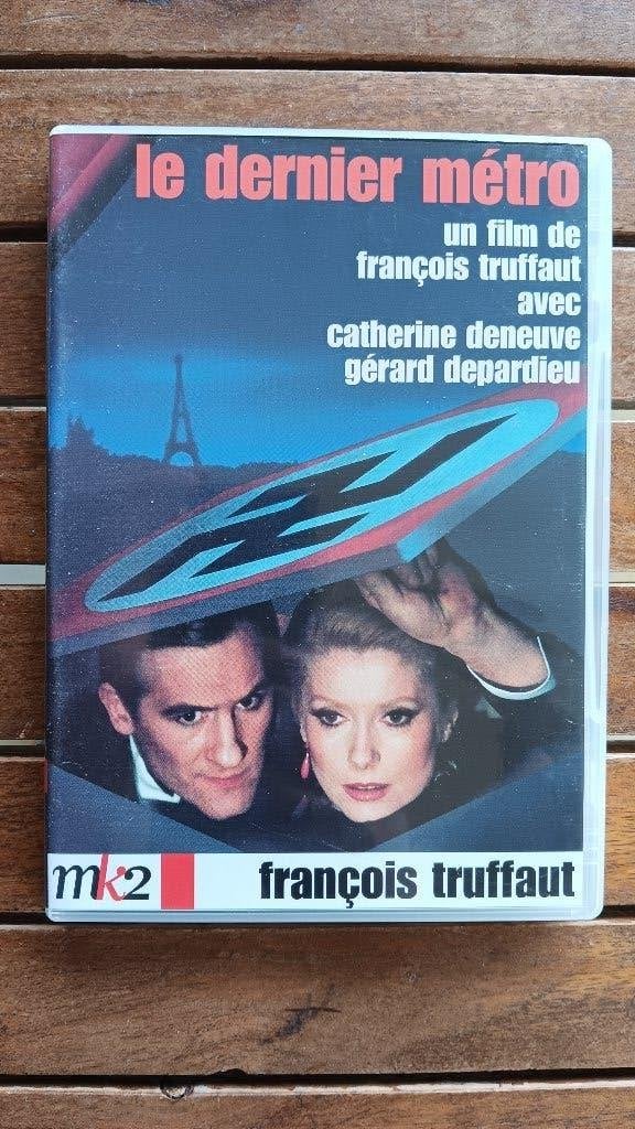 )))  Le Dernier Métro  //  François Truffaut   (((, Enlèvement ou Envoi, Tous les âges, Français, Comme neuf