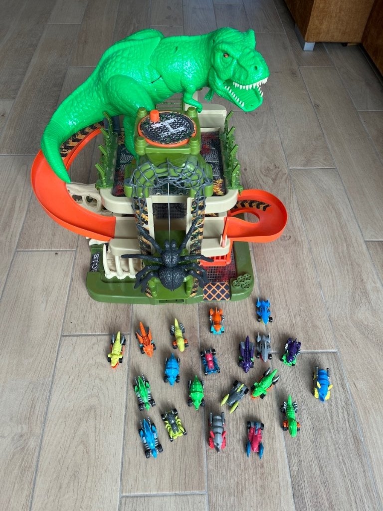 Teamsterz Monster Mayhem Garage (+20 extra auto's), Kinderen en Baby's, Speelgoed |Speelgoedvoertuigen, Ophalen of Verzenden, Gebruikt