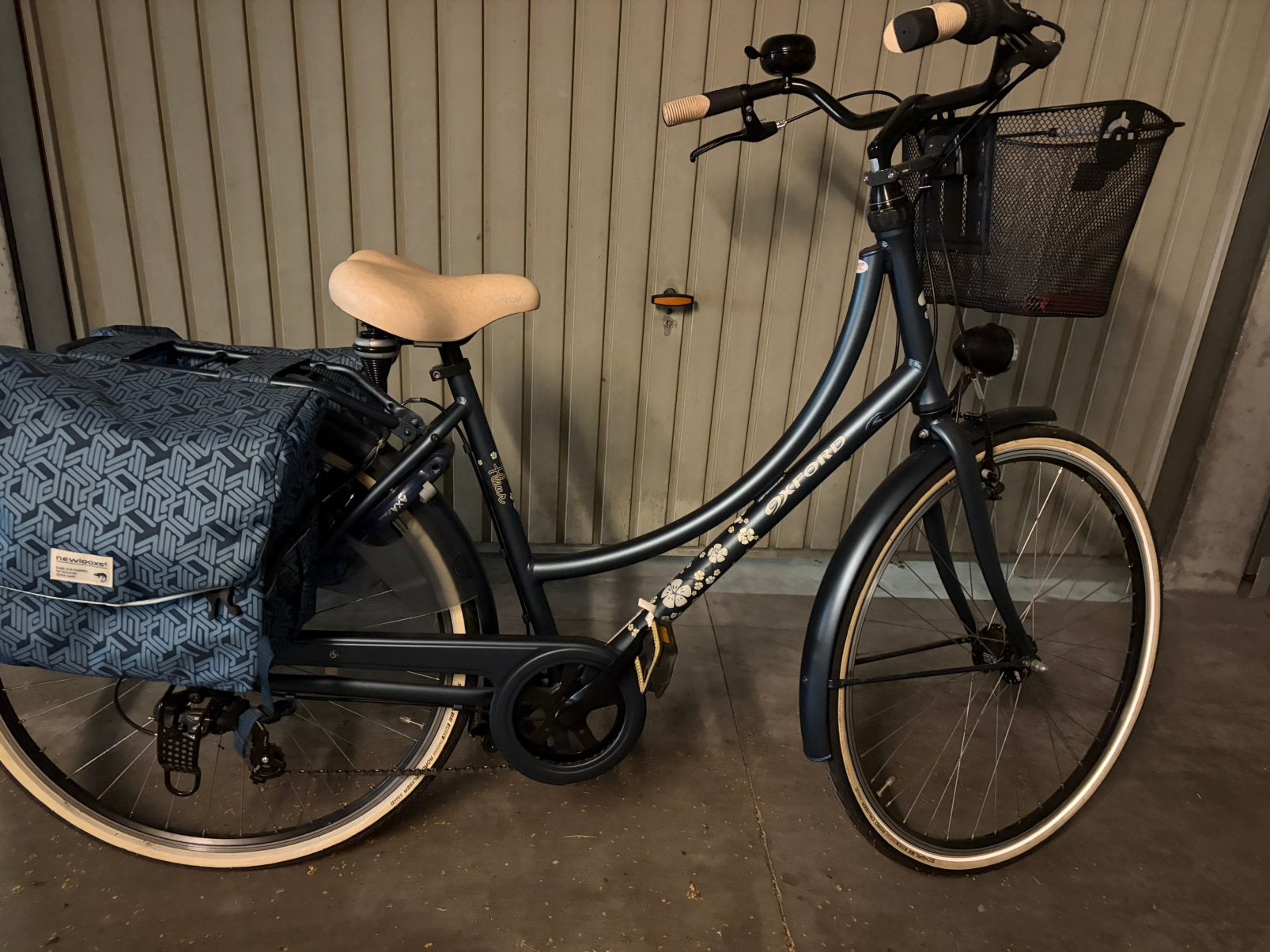 Nieuwe Oxford, Ophalen, Zo goed als nieuw