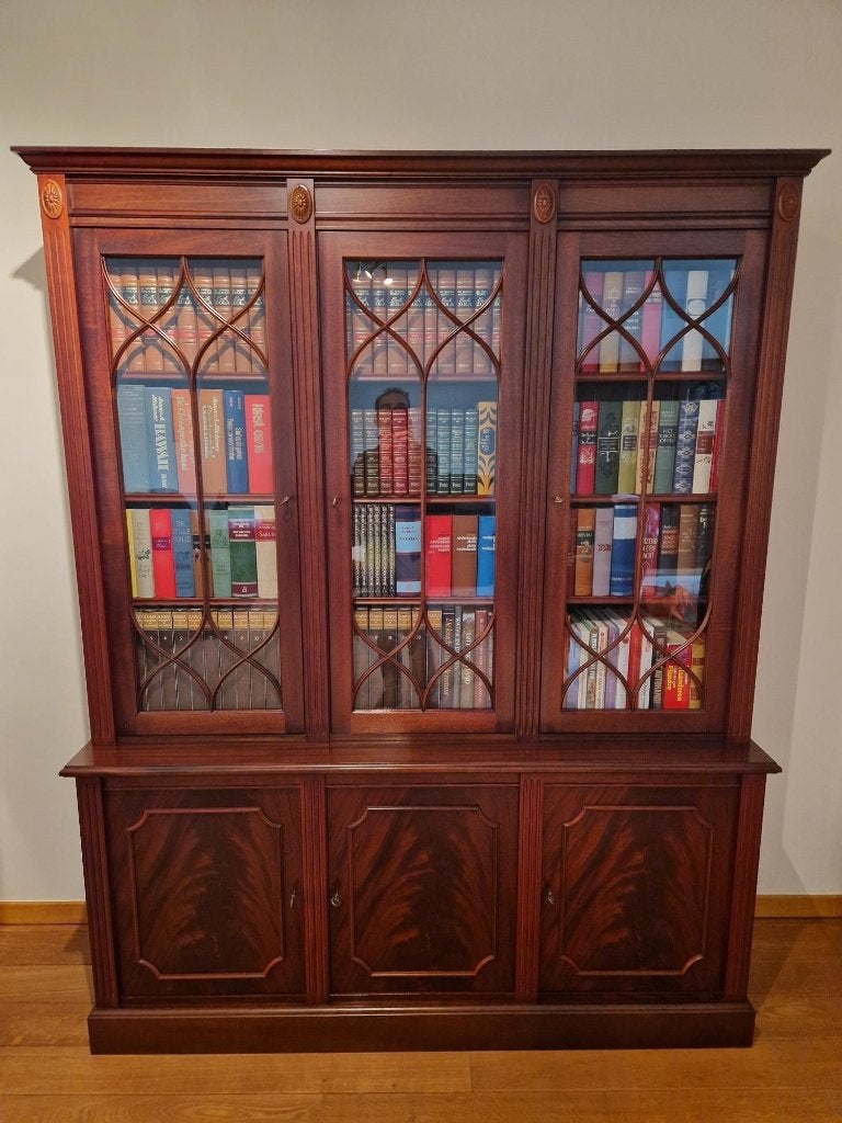 Boekenkast, Ophalen, Met deur(en), 150 tot 200 cm, Zo goed als nieuw
