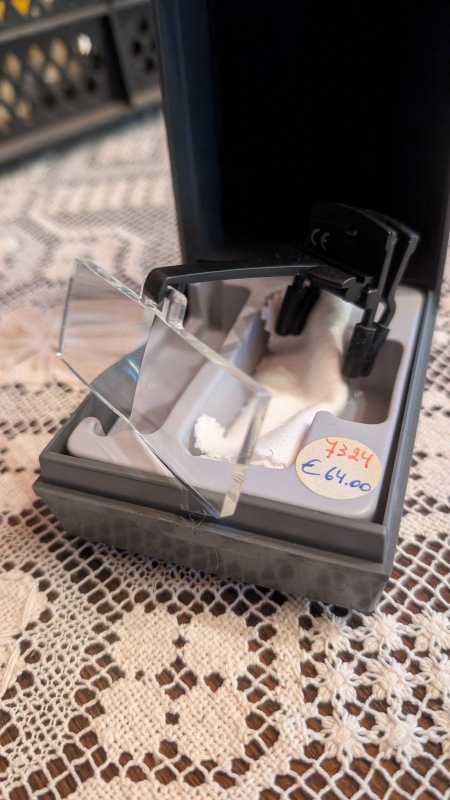 Eschenbach clip-on vergrootglas voor bril, Hobby en Vrije tijd, Vergrootglazen, Loepen en Loeplampen, Ophalen
