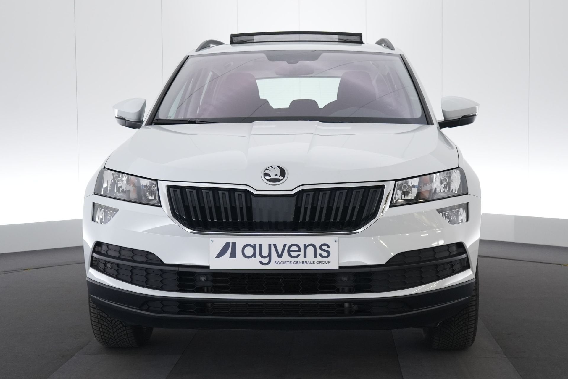 (2AWJ694) SKODA KAROQ, 144 g/km, Achat, Entreprise, Carnet d'entretien