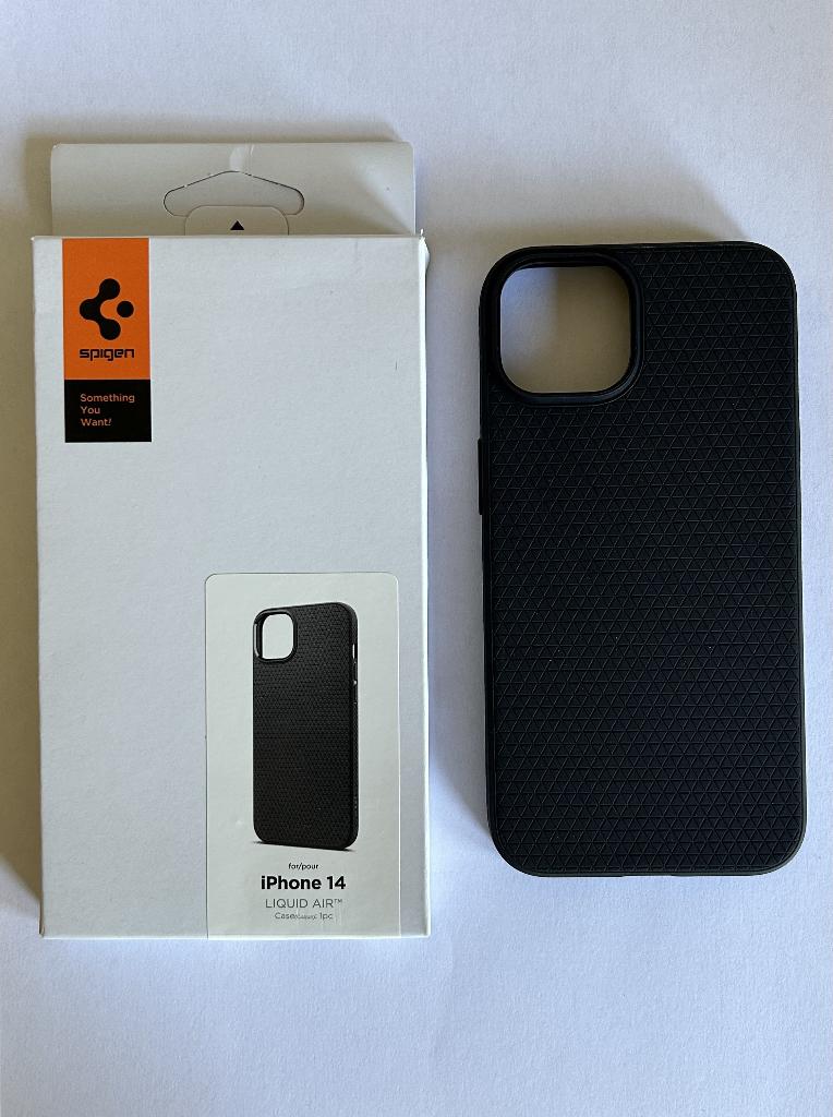 Coque de protection Spigen liquid air en silicone iPhone 14, Noir, Façade ou Cover, IPhone 14, Comme neuf