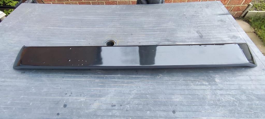 Mercedes spoiler, Enlèvement, Mercedes-Benz
