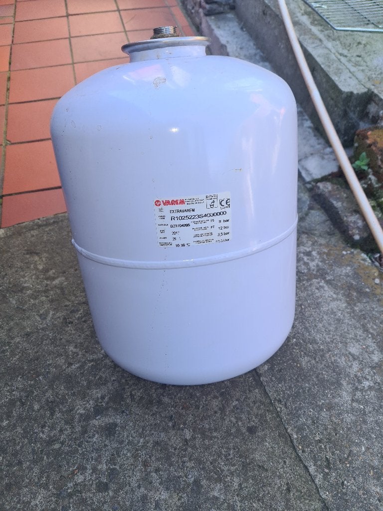 Vase d expansion sanitaire, Enlèvement ou Envoi, Utilisé, Inox, Autres types