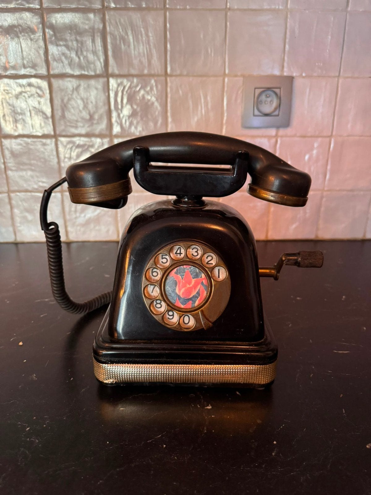 2 oude telefoons, Ophalen, Bakeliet