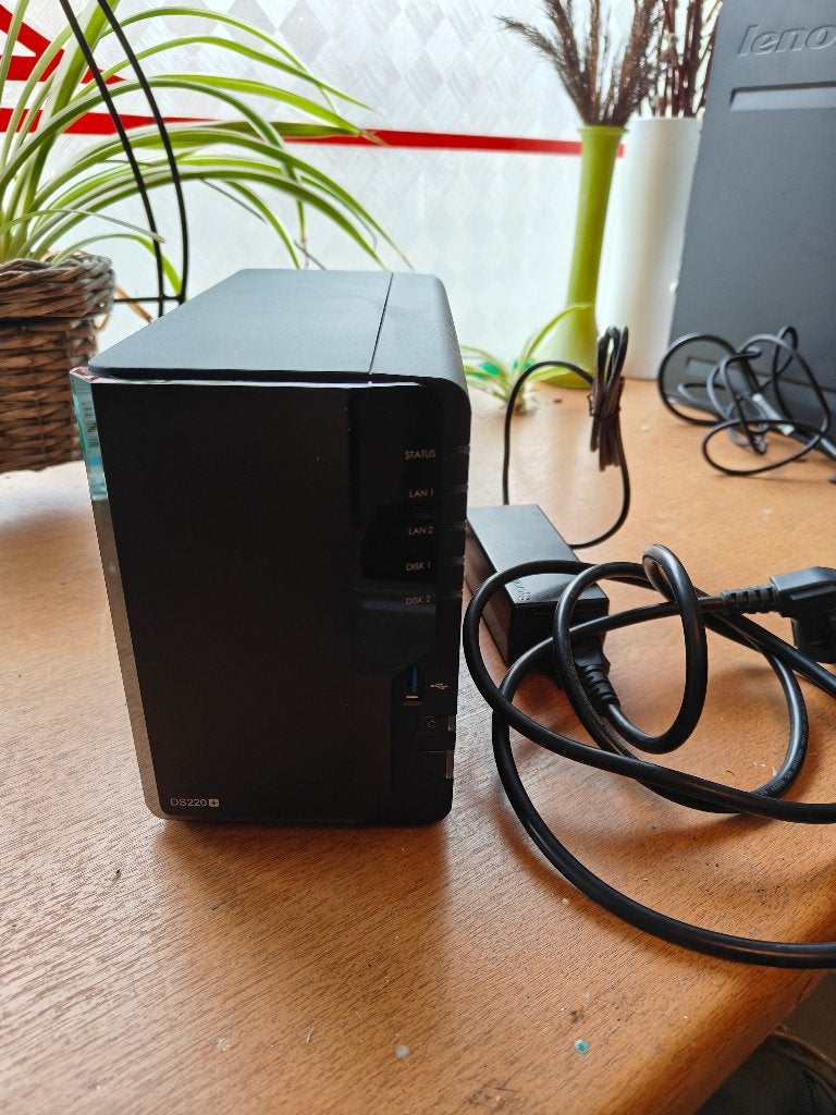 Synology DS220+ – 2 2 TB WD Red – Getest en werkend, Computers en Software, Ophalen of Verzenden