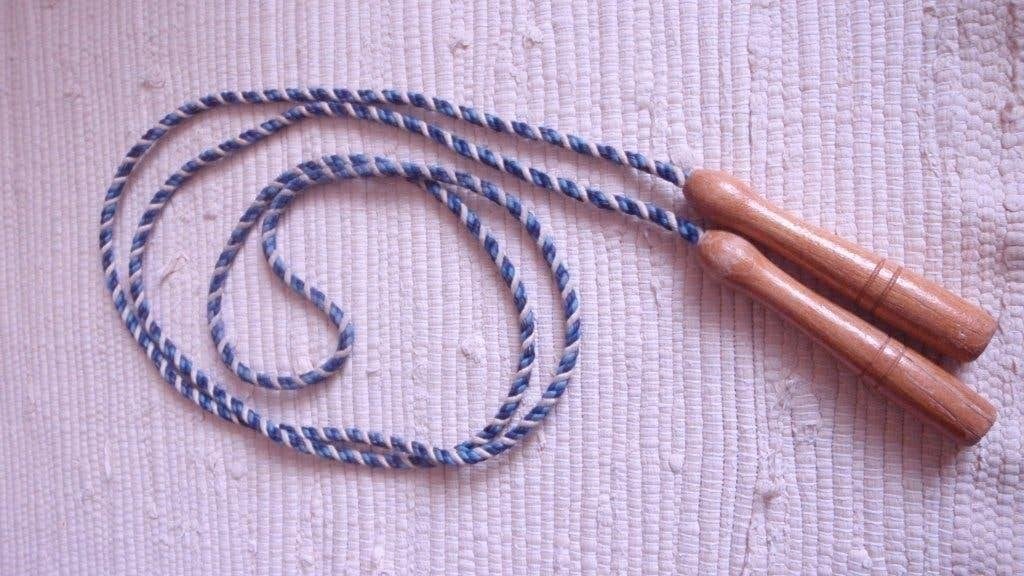 Vintage blauw - witte springtouw voor kinderen, Ophalen