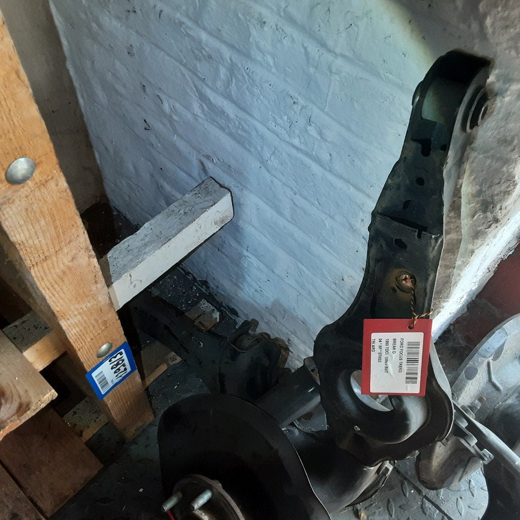BRAS DE SUSPENSION ARRIÈRE DROIT Ford Focus 2 Wagon, Mevr. I. Hauben, Rue de l'Espoir 34 34
4030  GRIVEGNÉE, BE, Info@Collignon.be