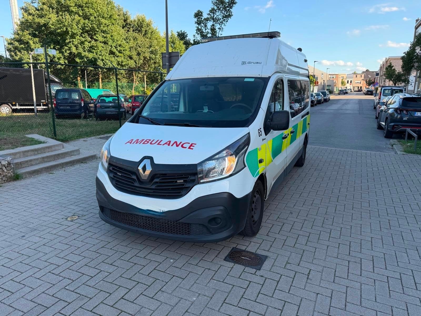 AMBULANCE RENAULT TRAFIC 1.6TDCI 2018 360000KM EURO6B, Achat, Euro 6, 5 portes, Diesel