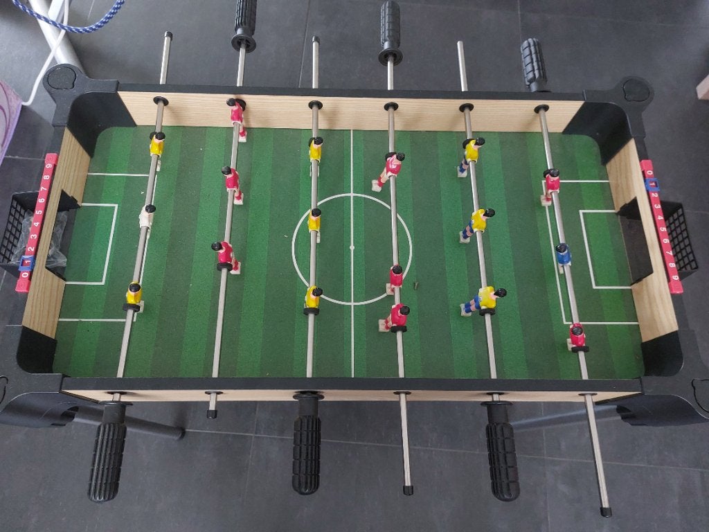 Kickertafel, Enfants & Bébés, Jouets | Tables de football, Enlèvement, Utilisé
