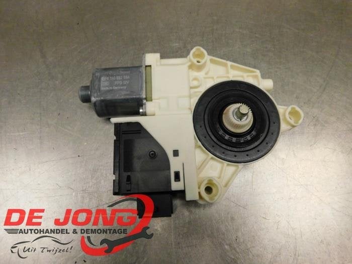 Moteur de vitre portière d'un Jeep Renegade, Jeep, -, 3 mois de garantie, Utilisé