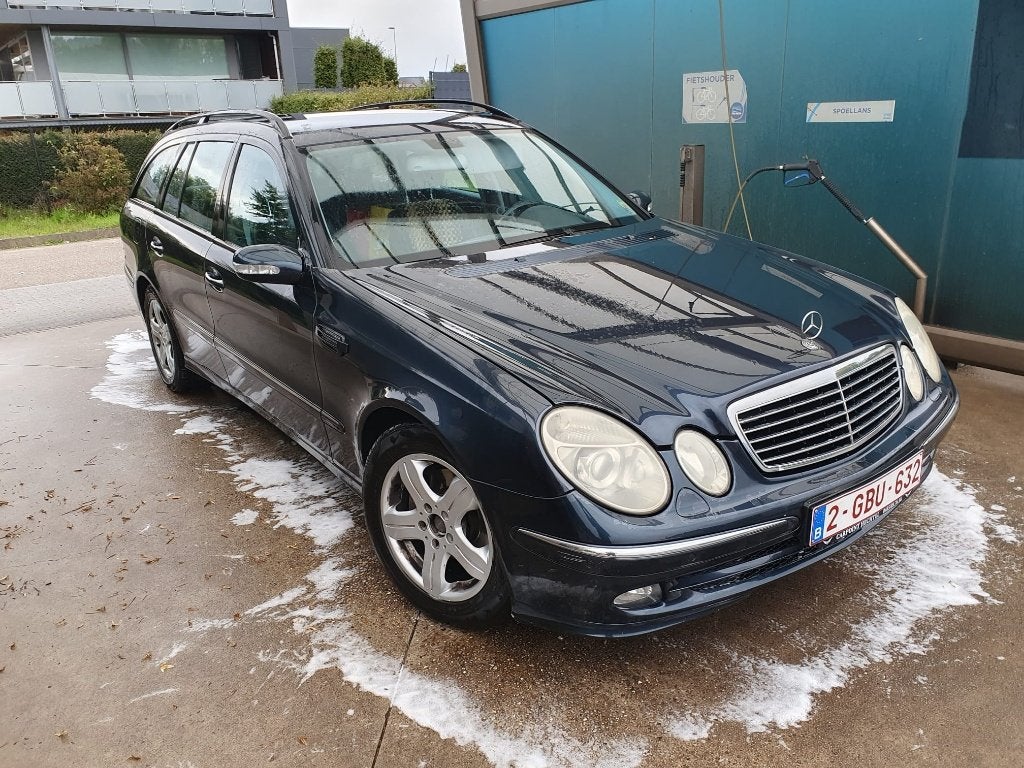 Mercedes E klasse 220 diesel, Auto's, Automaat, Achterwielaandrijving, Blauw, 5 deurs