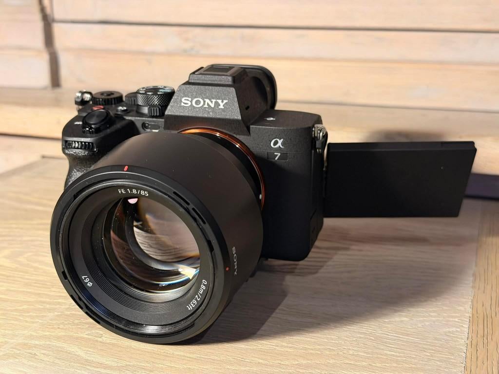 Sony A7 IV met 1200 clicks + 2x GM + 1x FE1.8/85 + Statief, Ophalen, Spiegelreflex, 33 Megapixel, Zo goed als nieuw