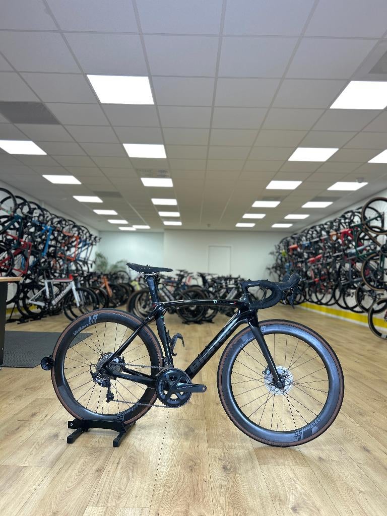 Bianchi Oltre XR3 Carbon Racefiets, Ophalen of Verzenden, Zo goed als nieuw