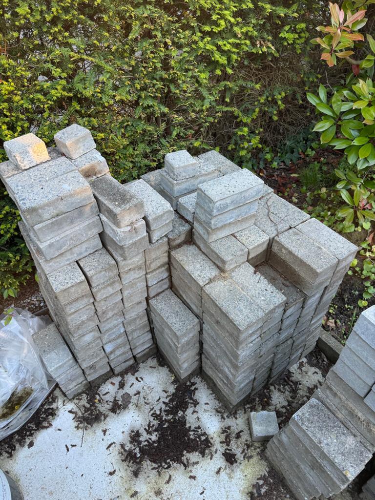 Diverse betonnen linkers van meer dan 450 of ongeveer 10 m2, Ophalen of Verzenden, Zo goed als nieuw, Beton