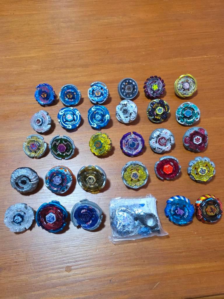 Série métallique Beyblade Takara Tomy, Enlèvement ou Envoi