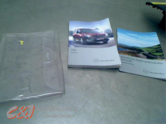 Instructie Boekje van een Mercedes Citan, Gebruikt, -, Ophalen of Verzenden, -