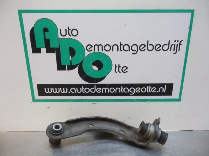 Draagarm rechts-voor van een Renault Clio (Clio 3 06-), Gebruikt, -, Renault, -