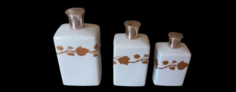 flacons de parfum en porcelaine de Paris France., Enlèvement ou Envoi
