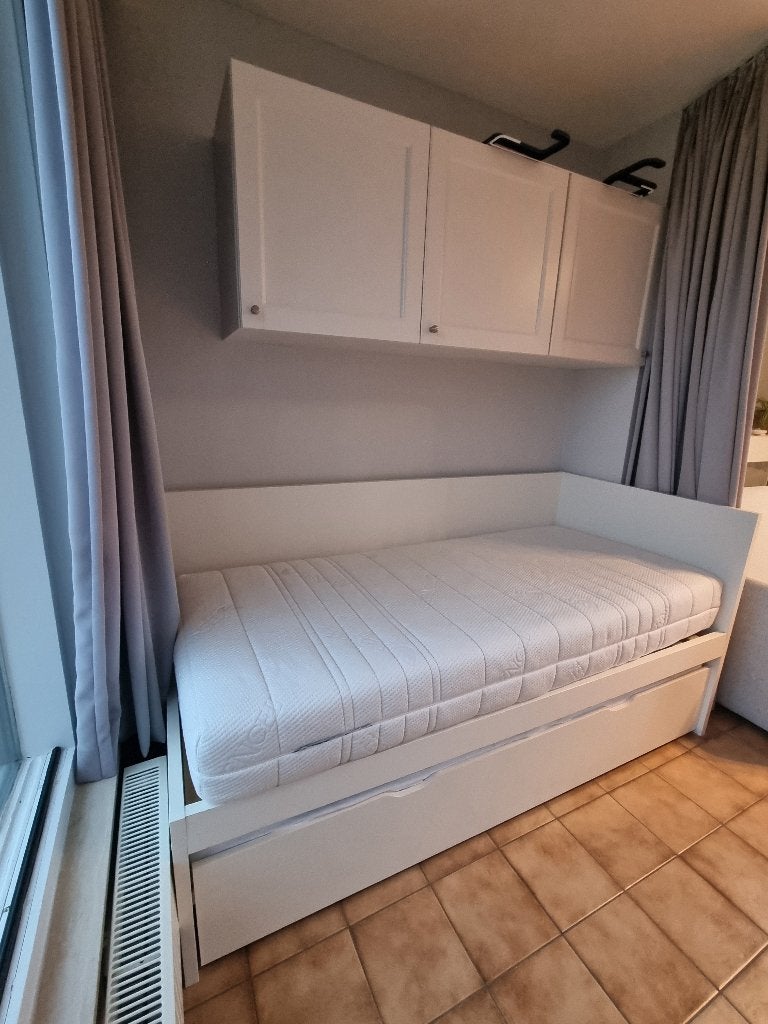 Bedbank met onderbank + 2 matrassen, Ophalen, Modern., Verstelbaar, Eenpersoons