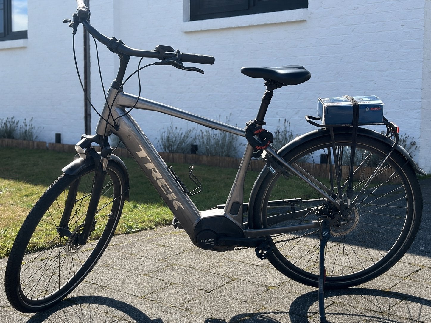 Elektrische fiets trek met bosh motor., Fietsen en Brommers, Ophalen, Zo goed als nieuw