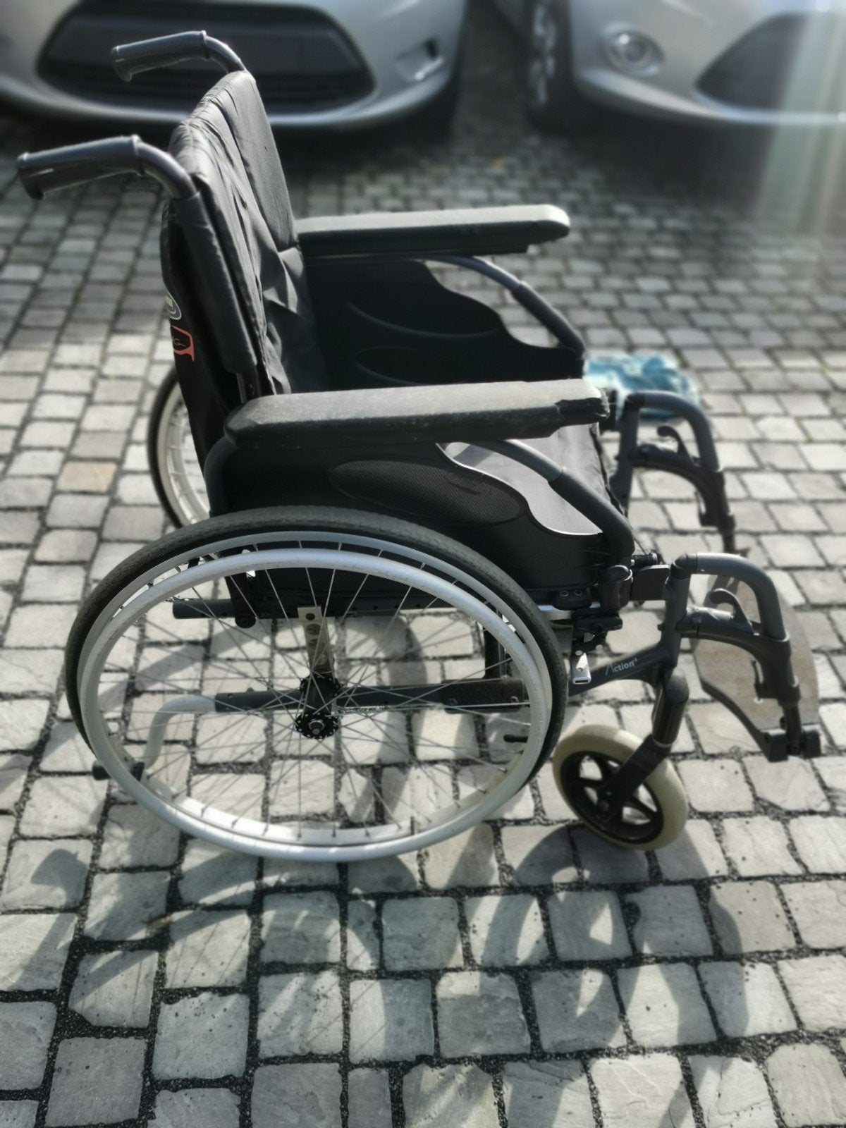 fauteuil roulant Invacare à vendre 50€, Enlèvement ou Envoi