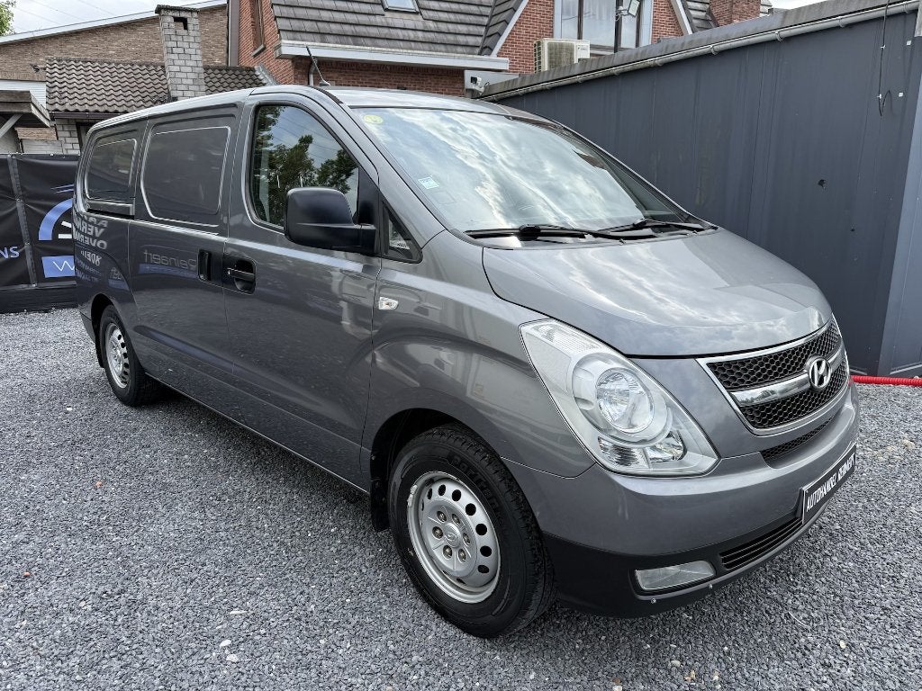 Hyundai H-1, 2.5CRDi, 2011, 169.000km, Ac, Dubbele schuifdeu, Auto's, Euro 5, https://public.car-pass.be/vhr/757736f7-f2a4-4093-bc69-5285281a2c64