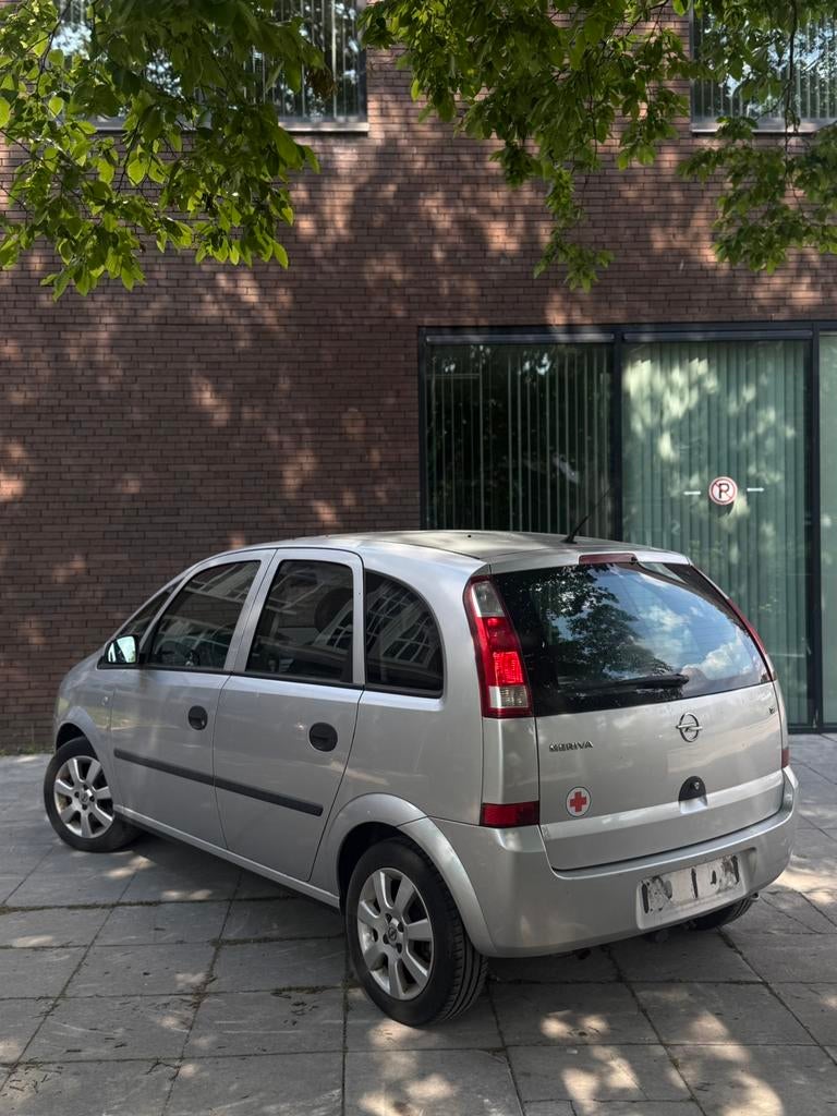 Opel Meriva 1.8 Automatique *Homologué VK*, Autos, Argent ou Gris, Achat, Carnet d'entretien, Noir