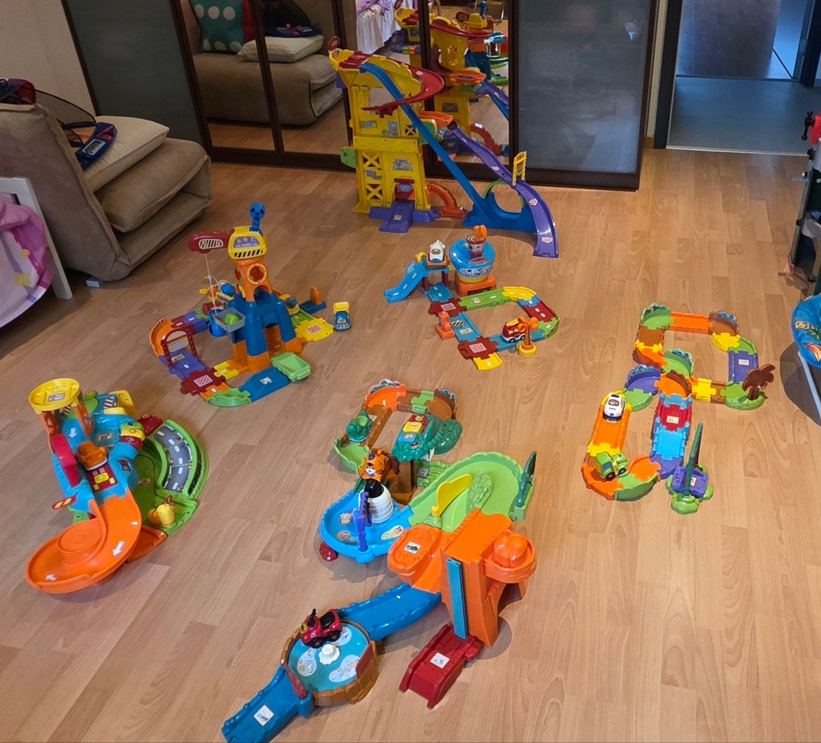 groot lot Vtech toet toet (Zoef zoef)+Gratis duplo, Enlèvement