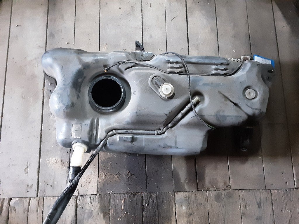 BRANDSTOFTANK Peugeot 207 SW (WE / WU) (01-2007/12-2013), Kontakt-peugeot@peugeot.com, Gebruikt, Peugeot Deutschland GmbH, Bahnhofsplatz
65423  Rüsselsheim, DE
