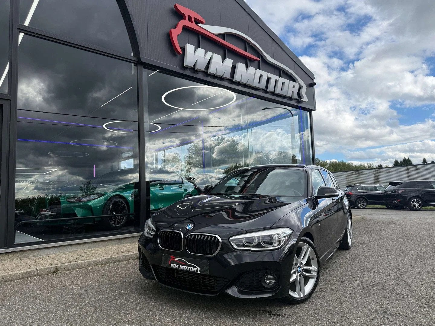 BMW 1 Serie 118 118i // Pack-M // Harman // Grand écran, Autos, 100 kW, Achat, Entreprise, 5 portes