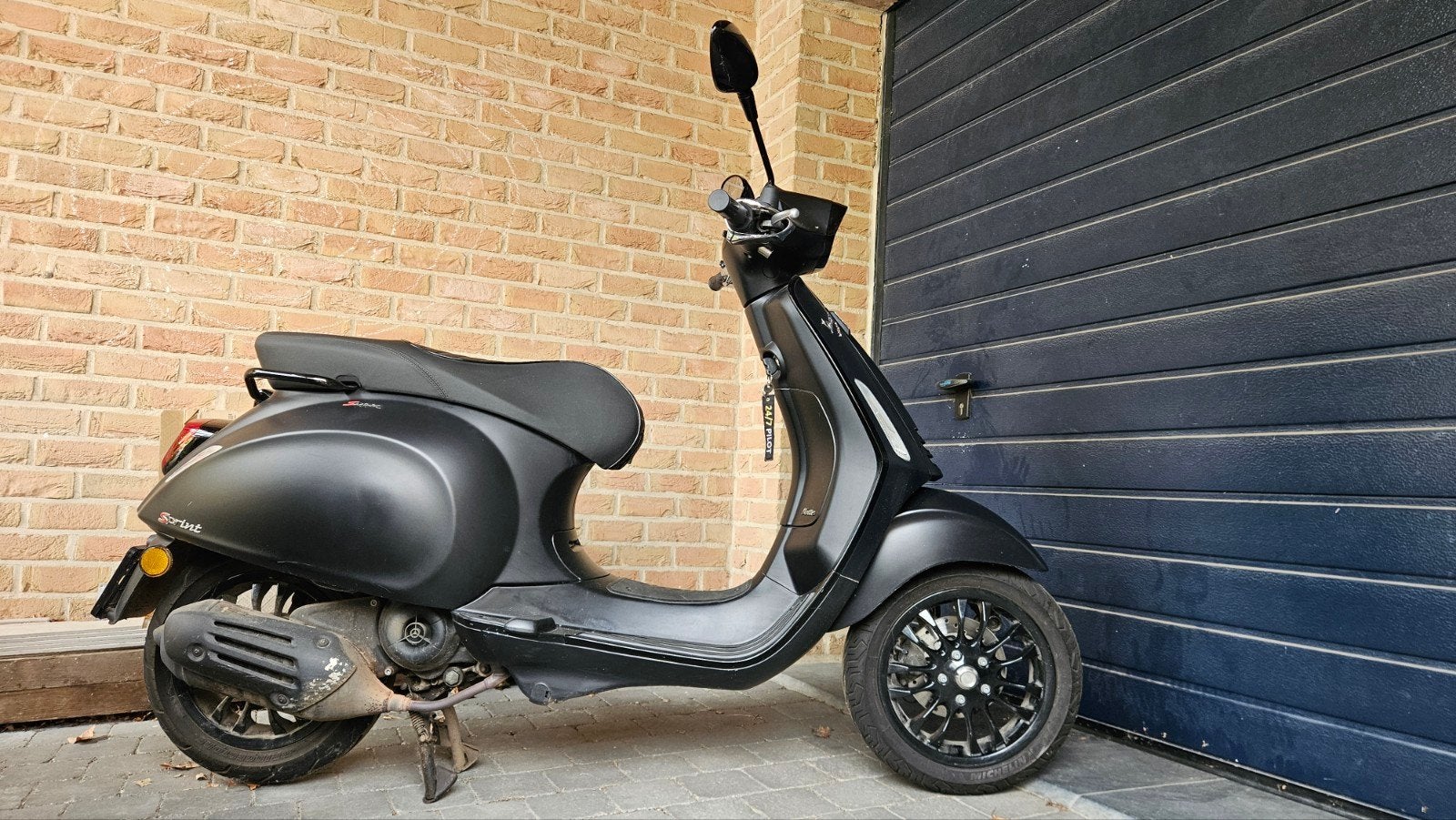 Vespa sprint 50 cc, zwart, Fietsen en Brommers, Scooters | Vespa, Ophalen, Vespa S, Benzine, 50 cc