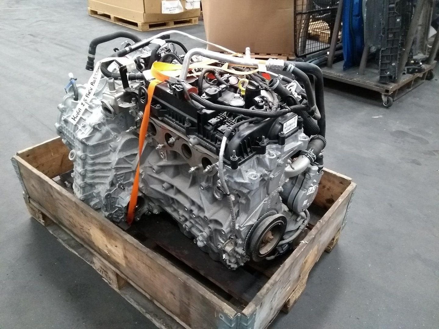 FORD KUGA Titanium AWD MOTOR LX6E6006DA 2024, Ophalen of Verzenden, Gebruikt, ARN erkend