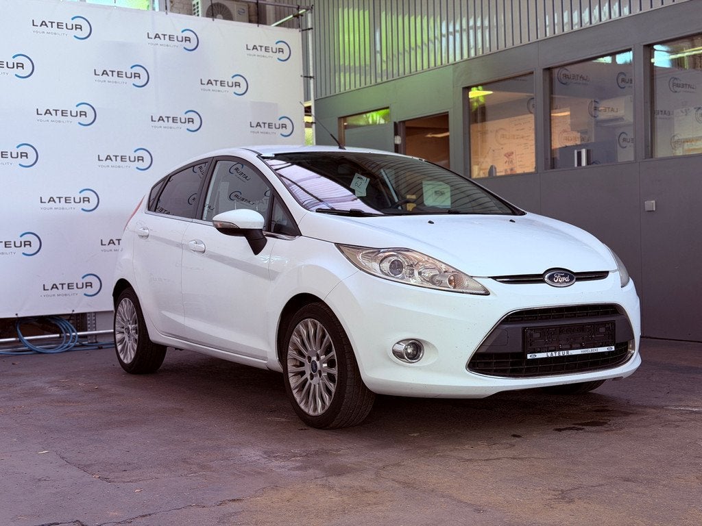 Ford Fiesta Trend 3deurs 1.25i 60PK - ZONDER GARANTIE/ENKEL, Euro 5, 600 kg, Boîte manuelle, Autres couleurs